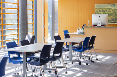 Tech Lounge seating